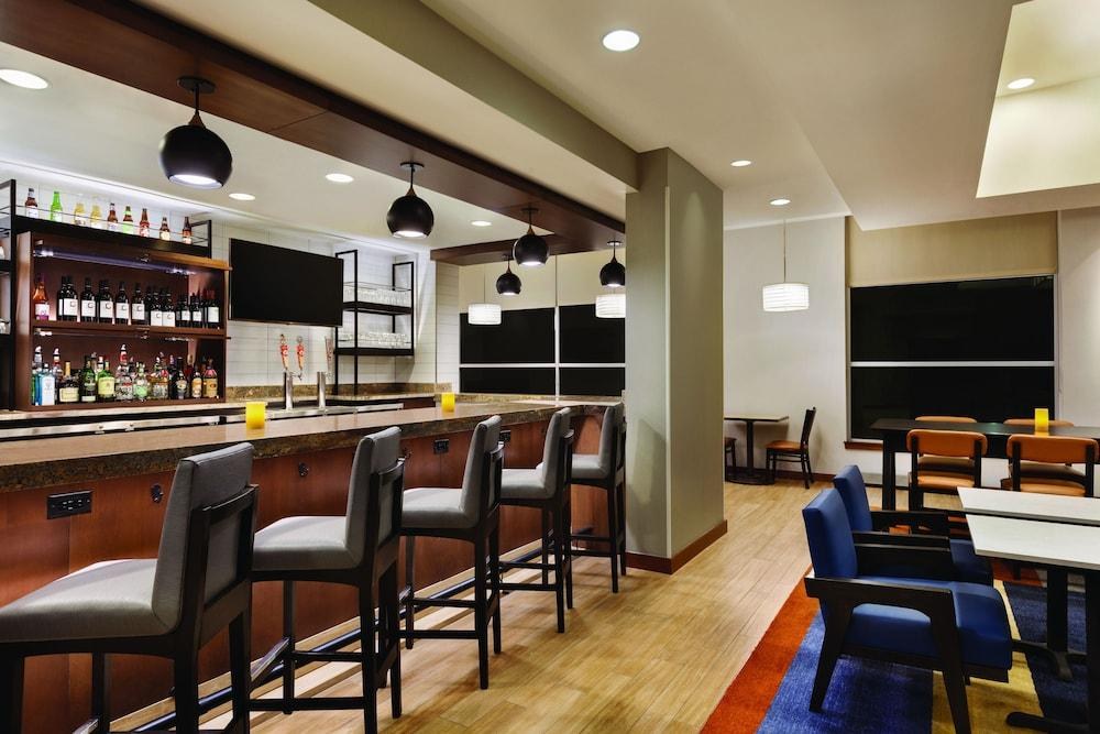 HYATT HOUSE DENVER AIRPORT photo 2