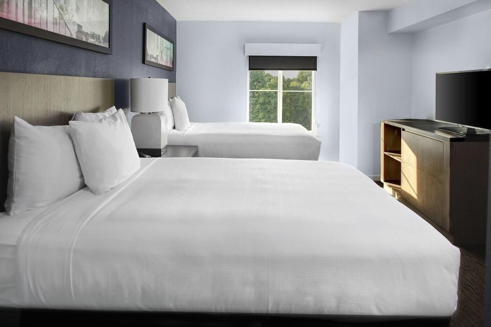 HYATT HOUSE RICHMOND-WEST