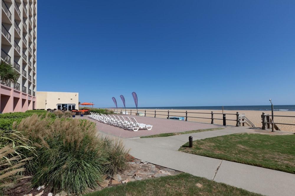 WYNDHAM VIRGINIA BEACH OCEANFRONT photo 3