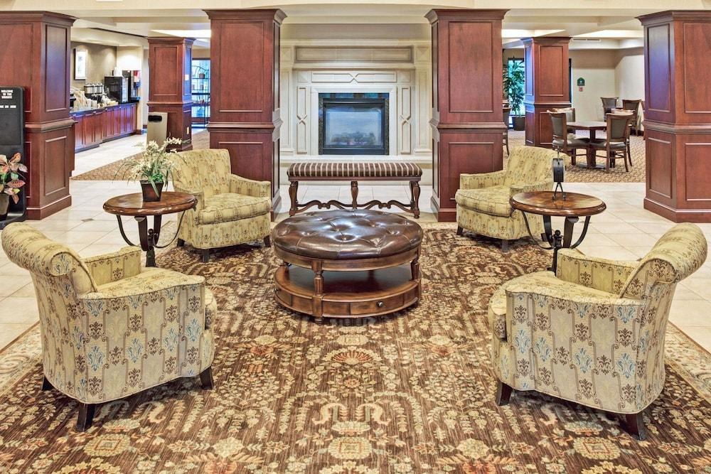 WINGATE BY WYNDHAM CHARLESTON UNIVERSITY BOULEVAR photo 4