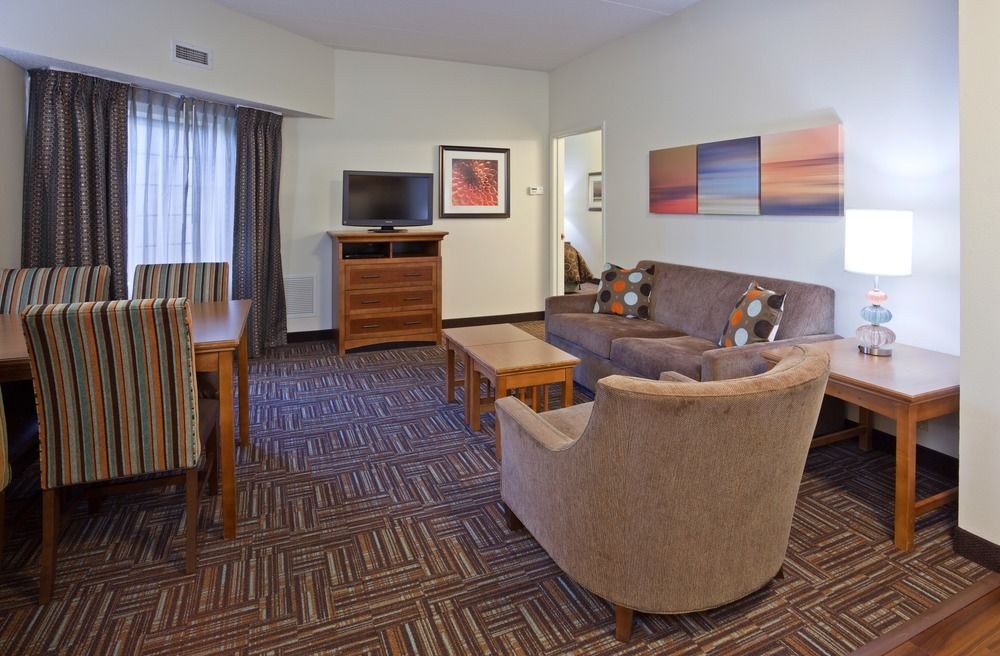 STAYBRIDGE SUITES MINNEAPOLIS-BLOOMINGTON photo 1
