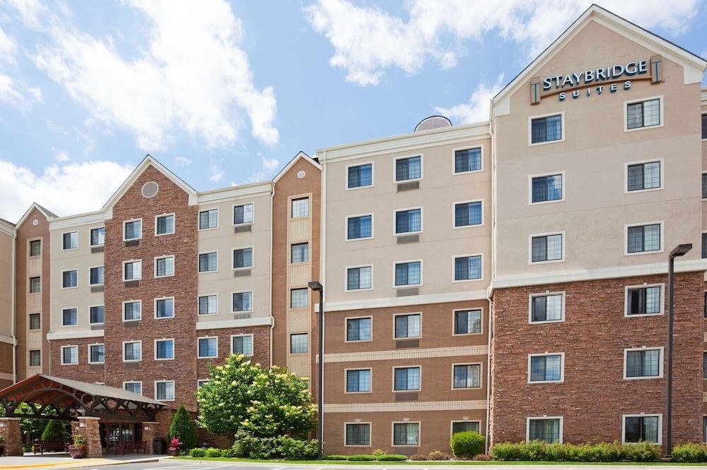 STAYBRIDGE SUITES MINNEAPOLIS-BLOOMINGTON photo 4