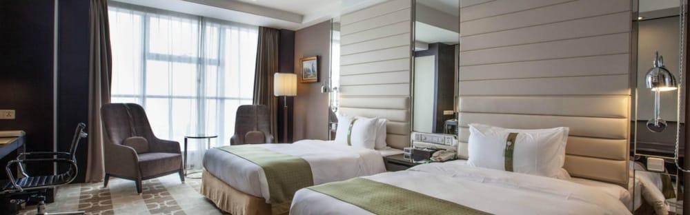 HOLIDAY INN BEIJING FOCUS SQUARE photo 3