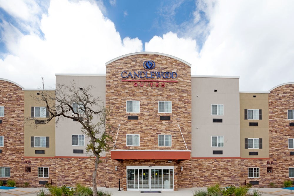 CANDLEWOOD SUITES AUSTIN N-CEDAR PARK photo 1