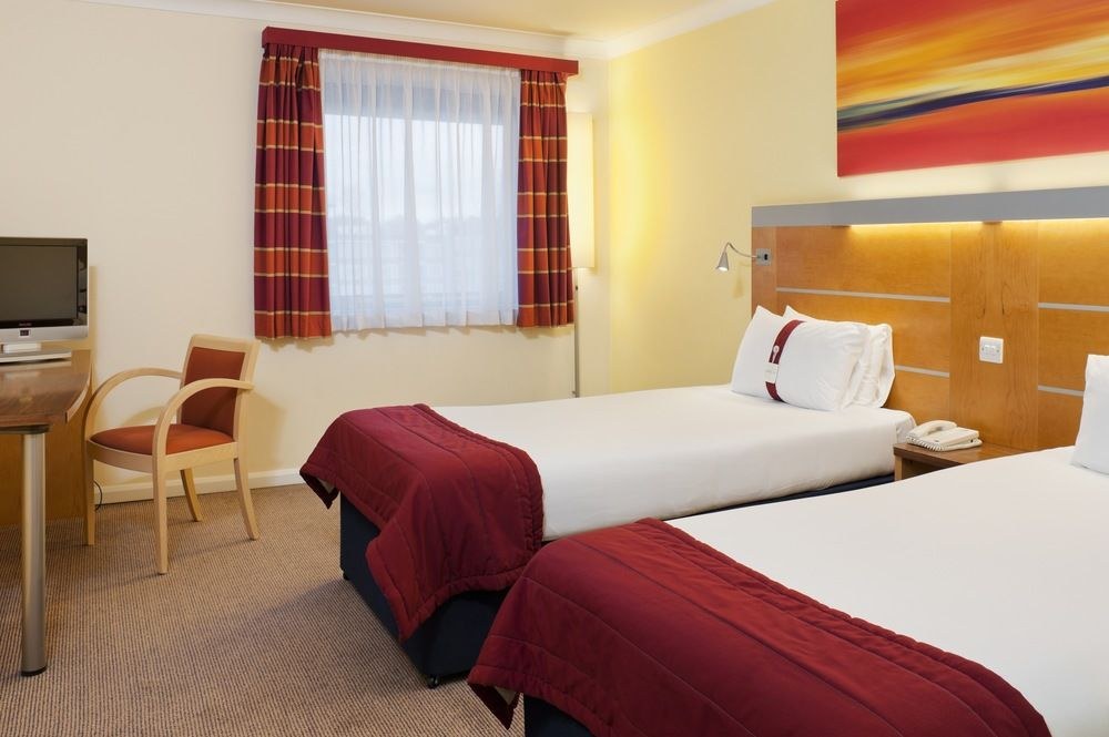 HOLIDAY INN EXPRESS LONDON - GOLDERS GREEN (A406) photo 1