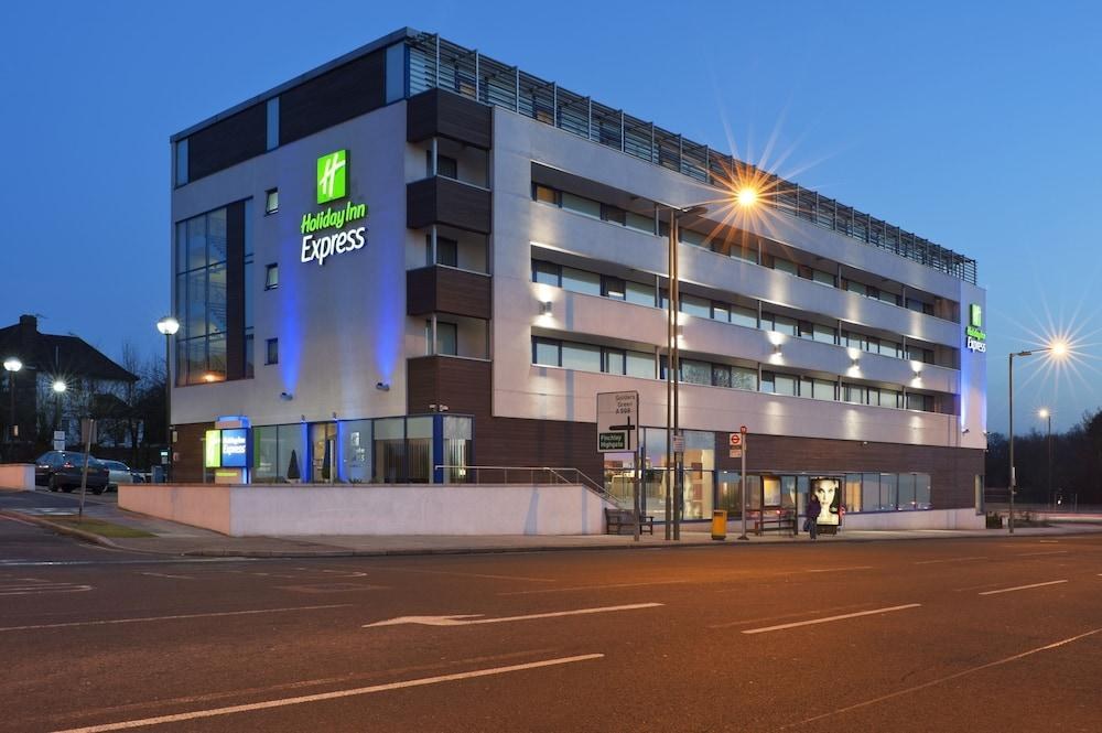 HOLIDAY INN EXPRESS LONDON - GOLDERS GREEN (A406) photo 2