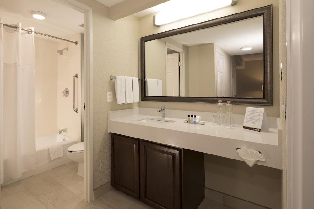 STAYBRIDGE SUITES MONTERREY - SAN PEDRO photo 2