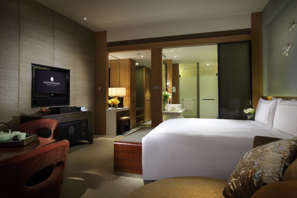 INTERCONTINENTAL