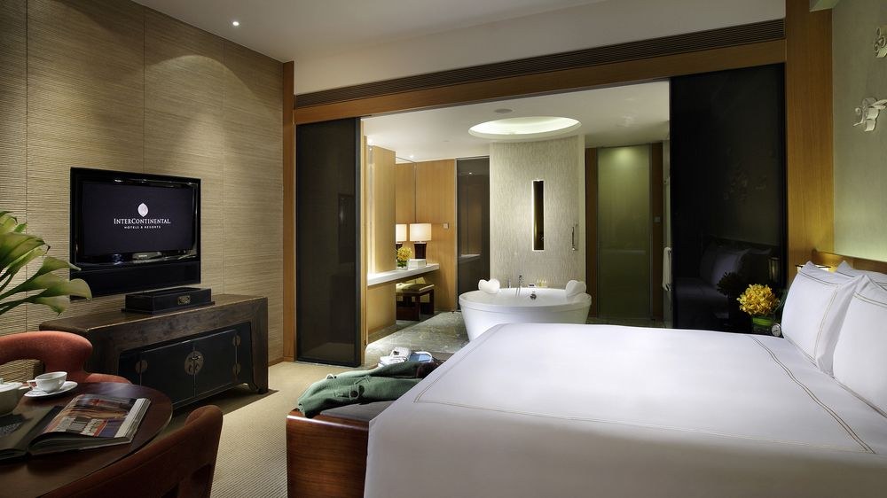 INTERCONTINENTAL photo 1