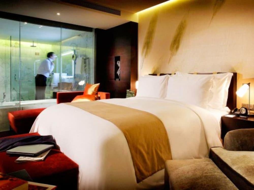 INTERCONTINENTAL BEICHEN photo 2