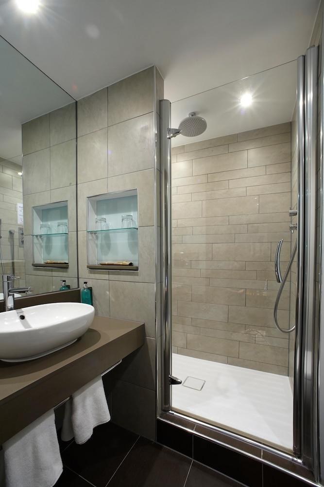 HOLIDAY INN BRISTOL CITY CENTRE photo 4