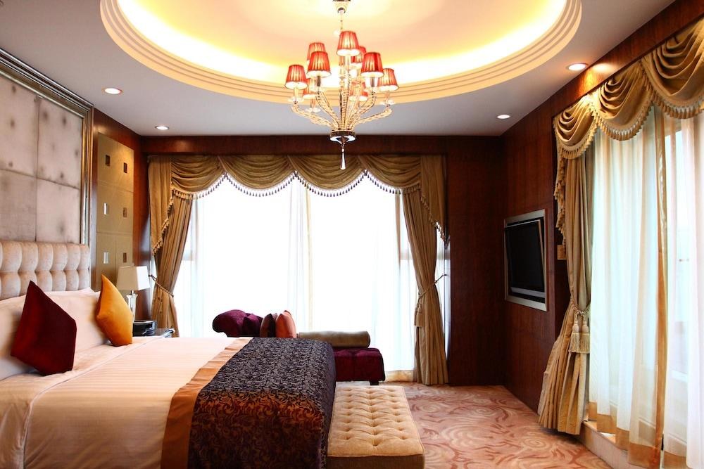 CROWNE PLAZA BEIJING SUN PALACE photo 4