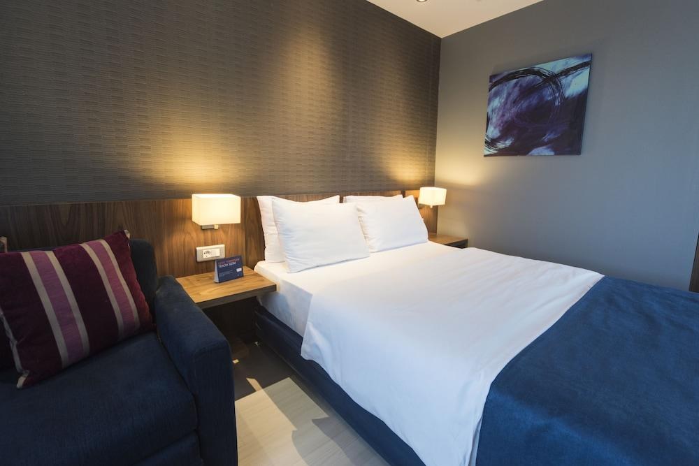 HOLIDAY INN EXPRESS ISTANBUL - ALTUNIZADE photo 4