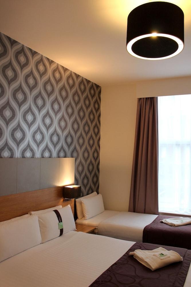 HOLIDAY INN DARLINGTON - A1 SCOTCH CORNER photo 2