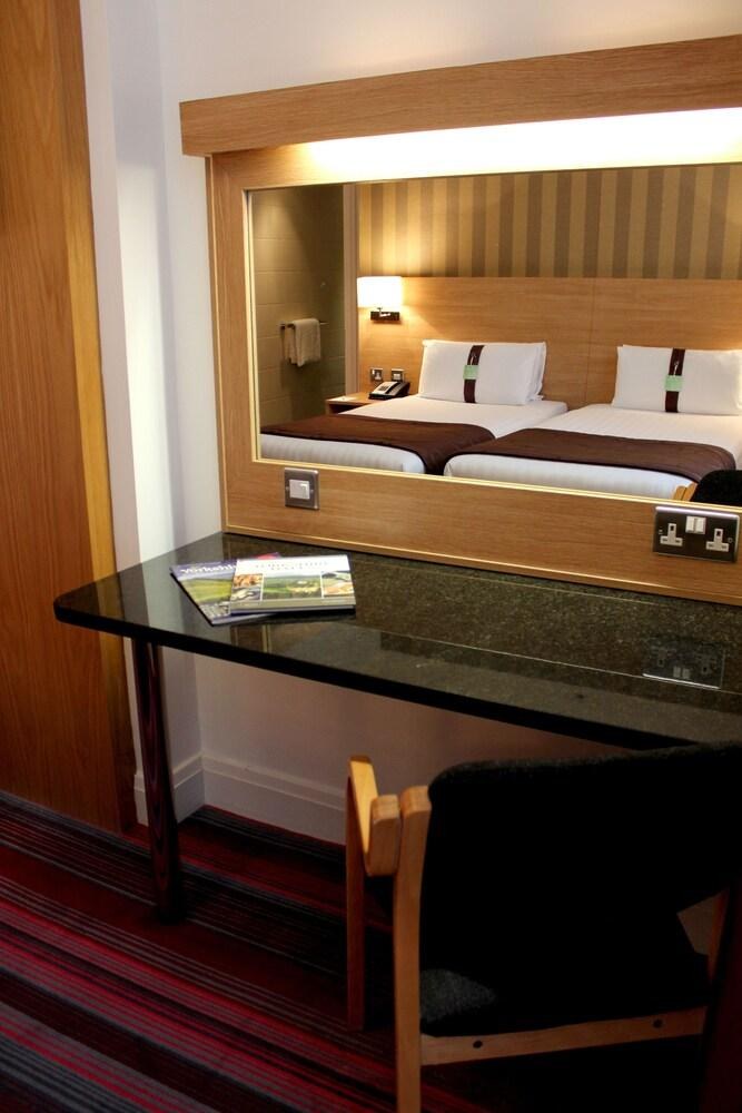 HOLIDAY INN DARLINGTON - A1 SCOTCH CORNER photo 4
