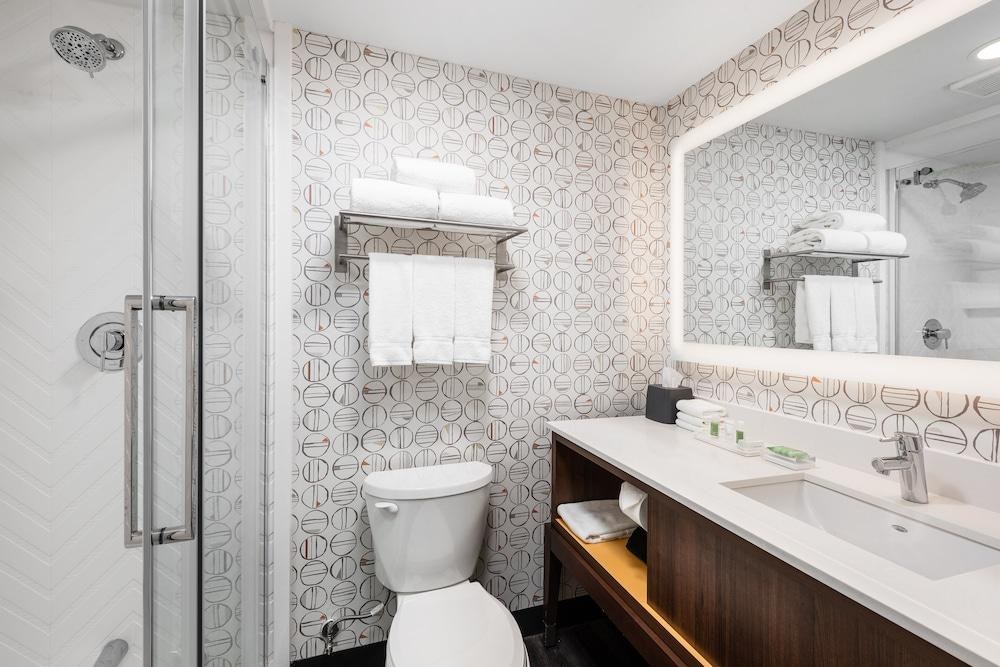 HOLIDAY INN TORONTO-AIRPORT EAST photo 3
