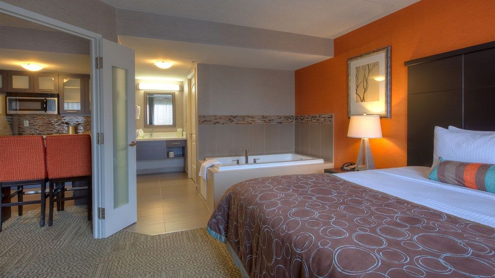 STAYBRIDGE SUITES HAMILTON - DOWNTOWN