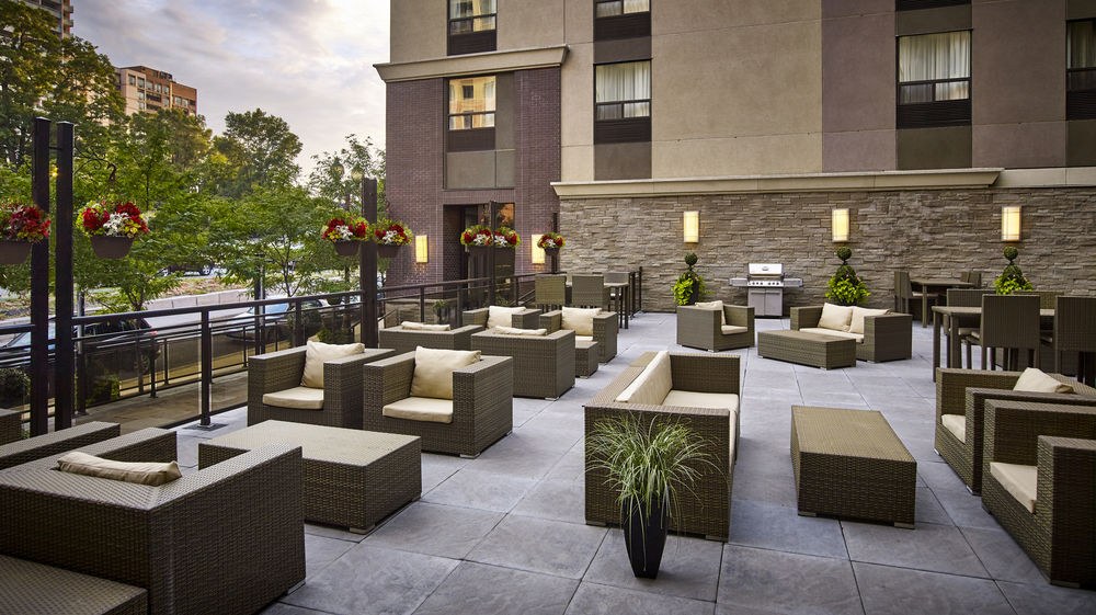 STAYBRIDGE SUITES HAMILTON - DOWNTOWN photo 1