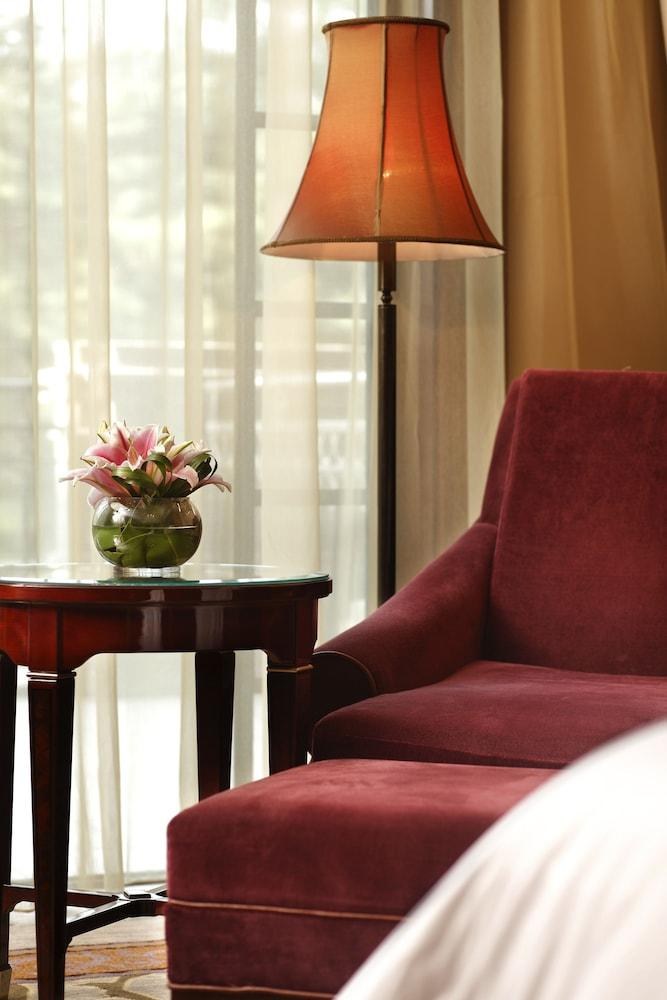 INTERCONTINENTAL HOTELS SHANGHAI RUIJIN photo 2