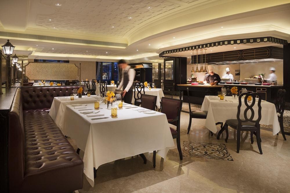 INTERCONTINENTAL HOTELS SHANGHAI RUIJIN photo 3