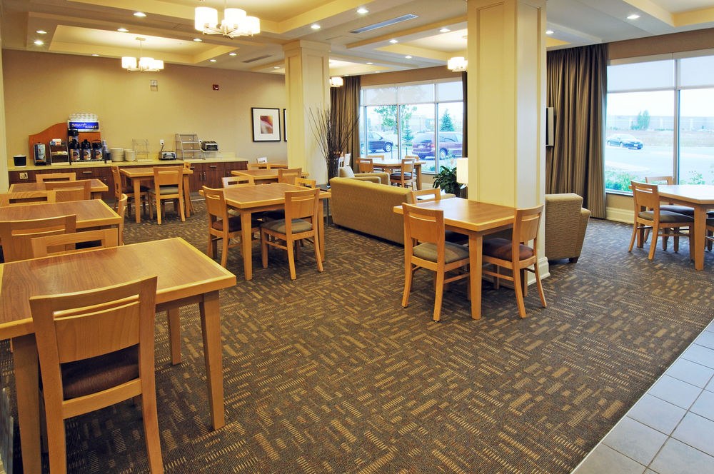 HOLIDAY INN EXPRESS & SUITES VAUGHAN SOUTHWEST photo 1