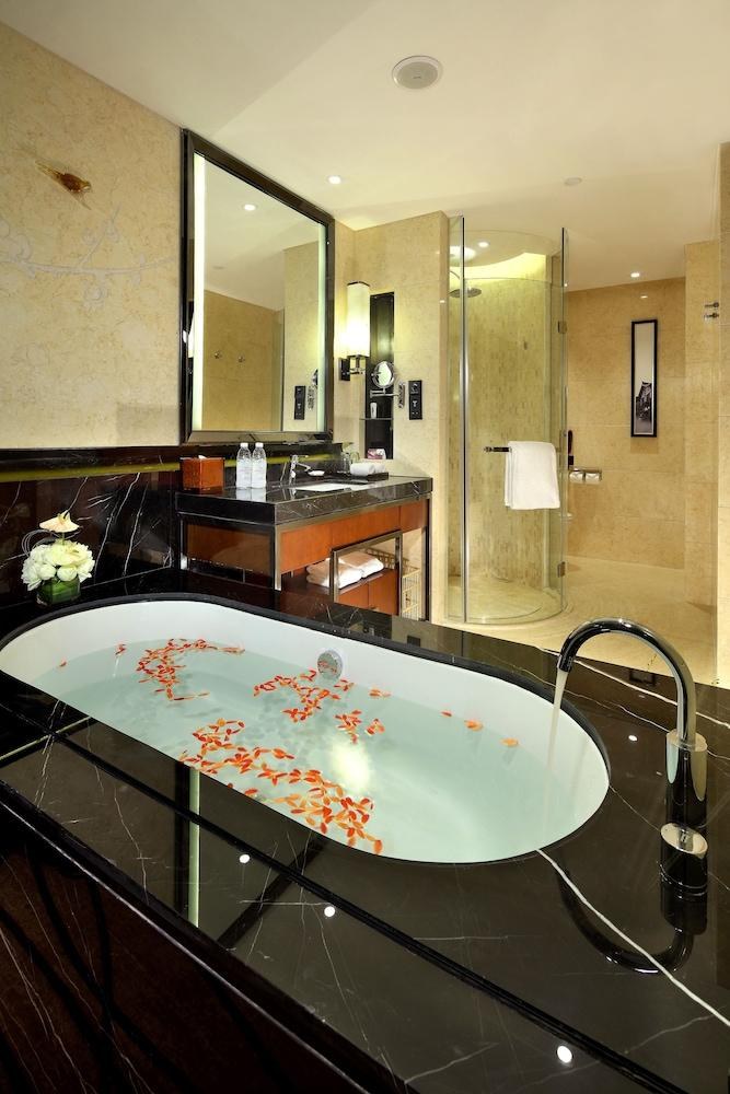 Crowne Plaza Chengdu West photo 2
