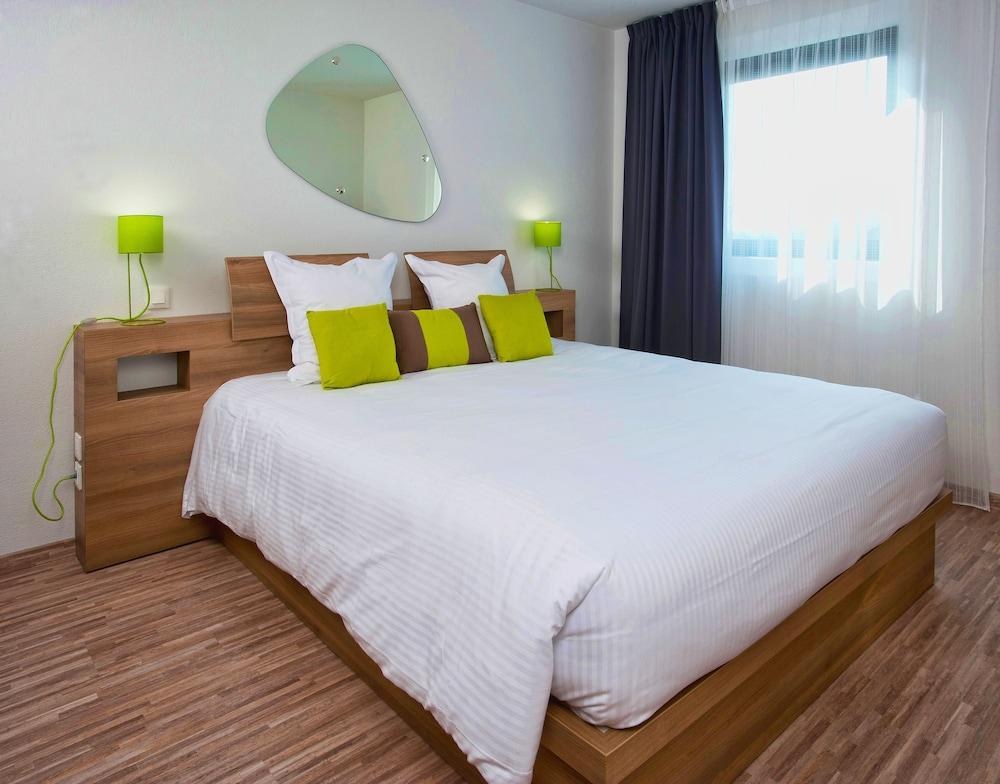 TENEO APPARTHOTEL BORDEAUX MERIGNAC AEROPORT photo 4
