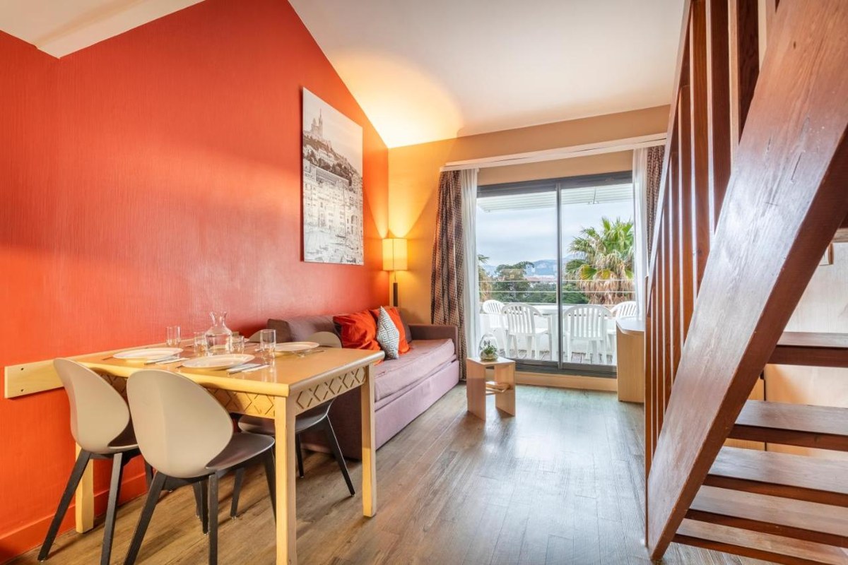 COMFORT SUITES MARSEILLA PRADO photo 3