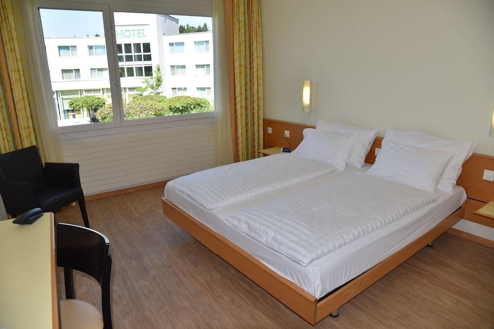 BEST WESTERN HOTEL GRAUHOLZ photo 3