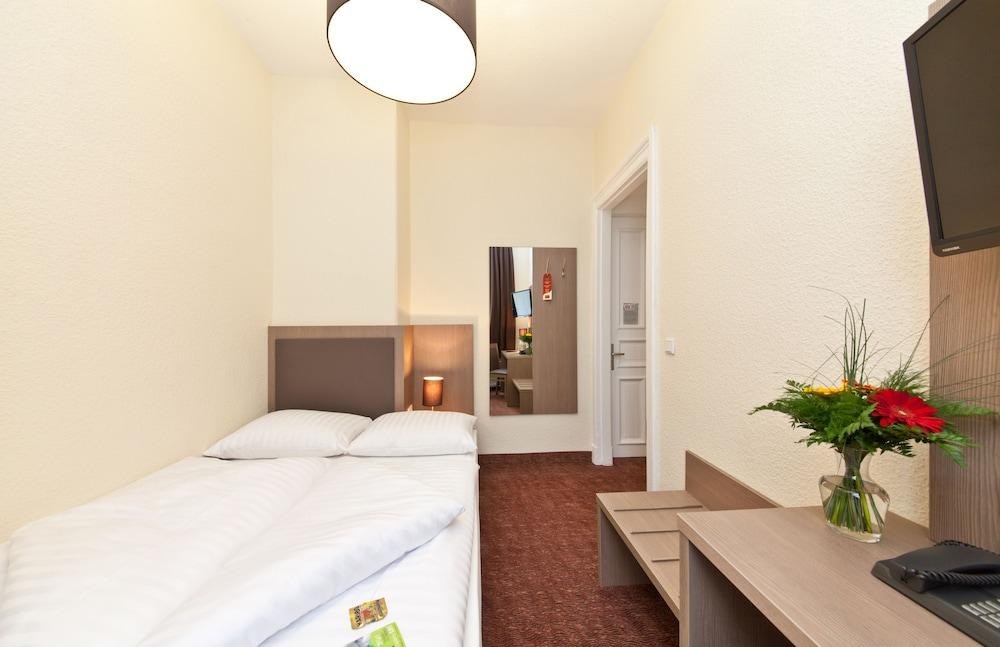 NOVUM HOTEL ALSTER ST. GEORG photo 2