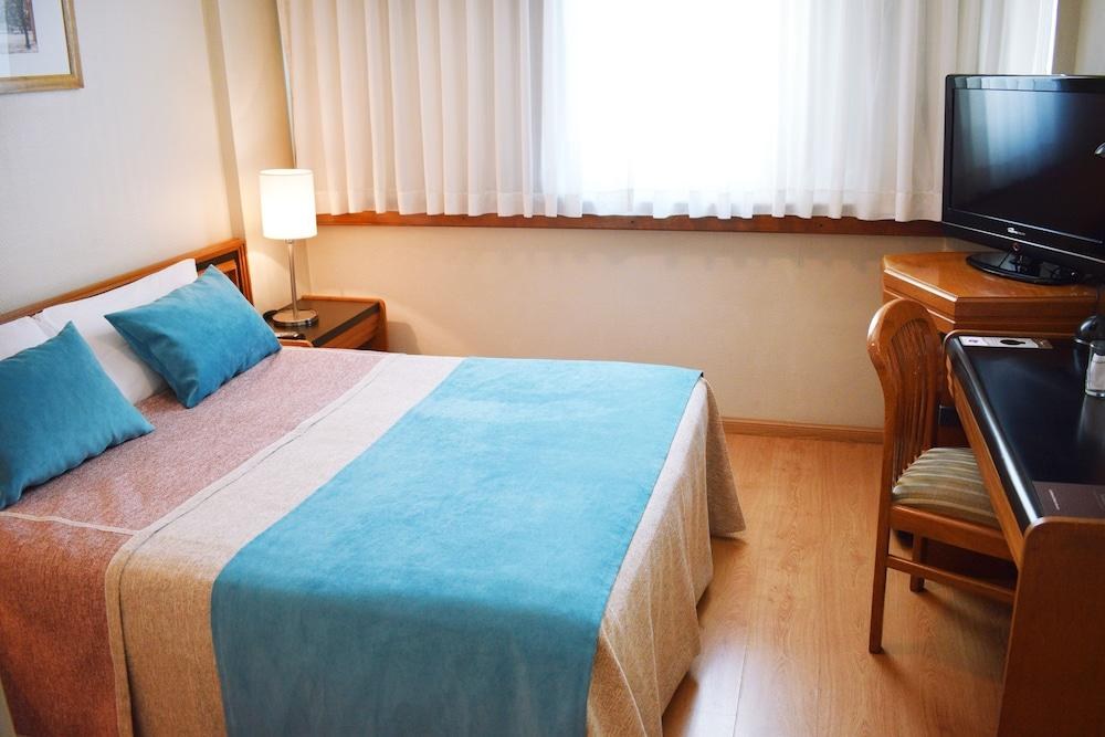 HOTEL CARLTON photo 3