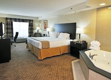 HOLIDAY INN EXPRESS & SUITES HALIFAX AIRPORT photo 4