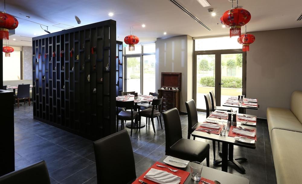 RAMADA HOTEL & SUITES BY WHYNDAM DUBAI JBR photo 4