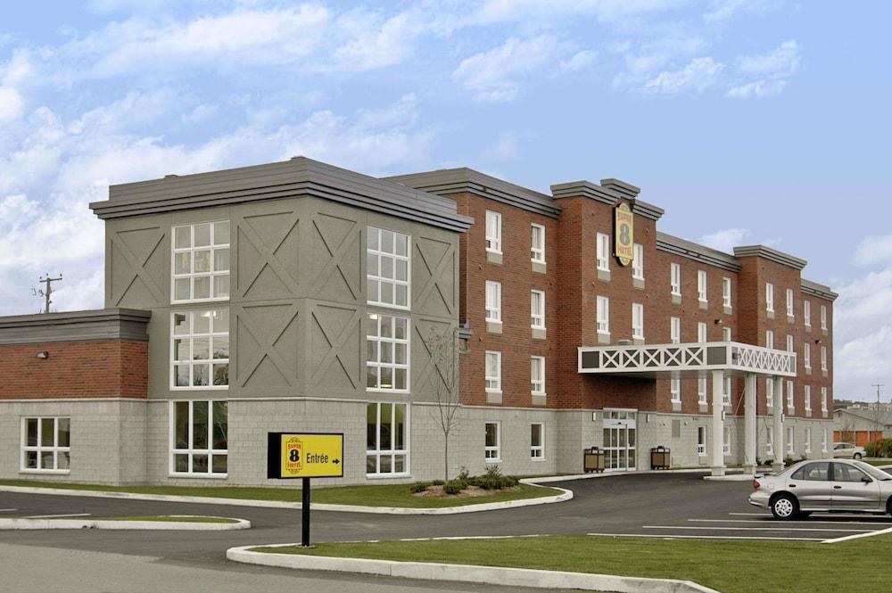SUPER 8 BY WYNDHAM ST-JEROME photo 2