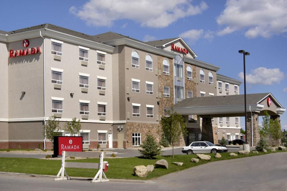 RAMADA BY WYNDHAM HIGH RIVER photo 4