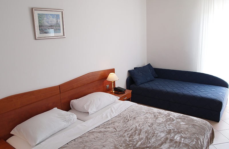 ADRIA HOTEL MALINSKA photo 3