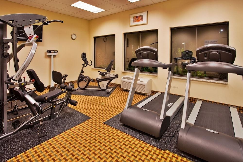 HOLIDAY INN EXPRESS & SUITES ORLANDO-OCOEE EAST photo 4