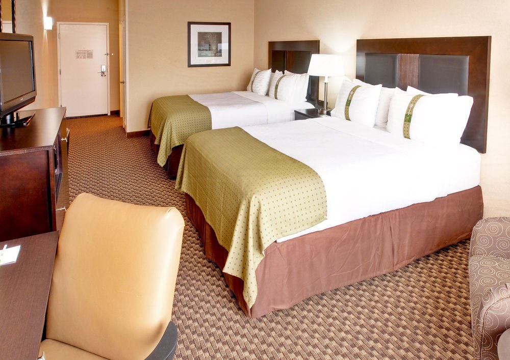 HOLIDAY INN & SUITES MEMPHIS -  WOLFCHASE GALLERIA
