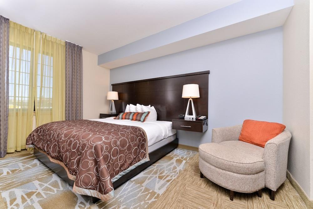 STAYBRIDGE SUITES SAN ANTONIO - STONE OAK photo 2