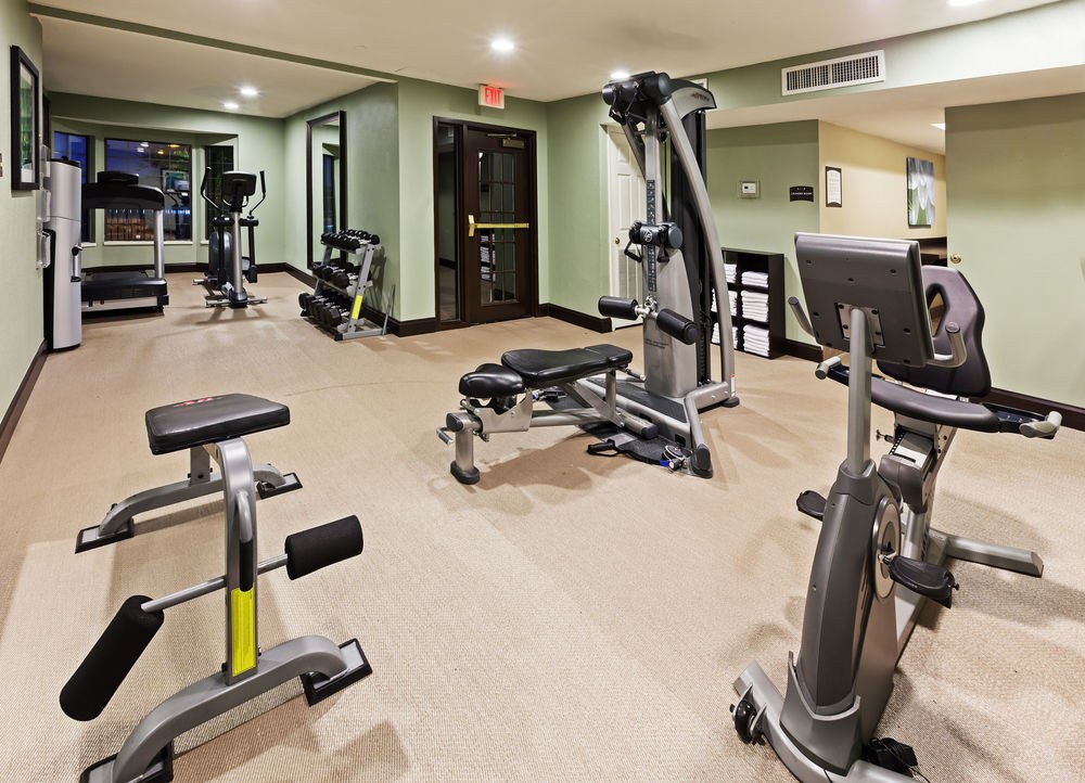 STAYBRIDGE SUITES TULSA-WOODLAND HILLS