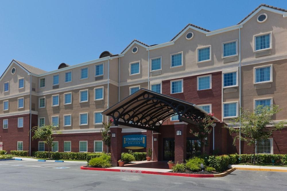 STAYBRIDGE SUITES SACRAMENTO AIRPORT NATOMAS photo 2