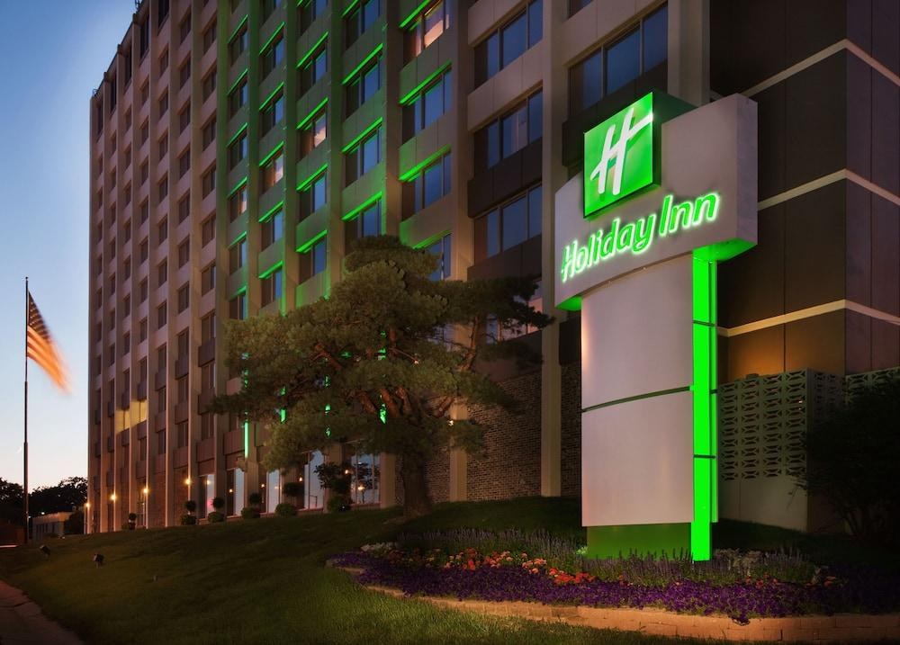 HOLIDAY INN DES MOINES DTWN - MERCY AREA photo 4