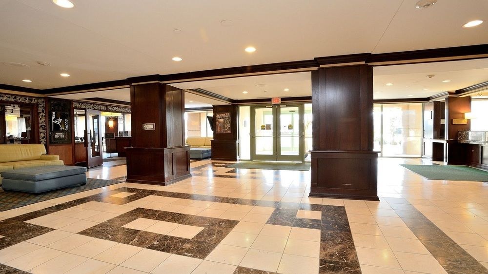 HOLIDAY INN CHICAGO OAKBROOK