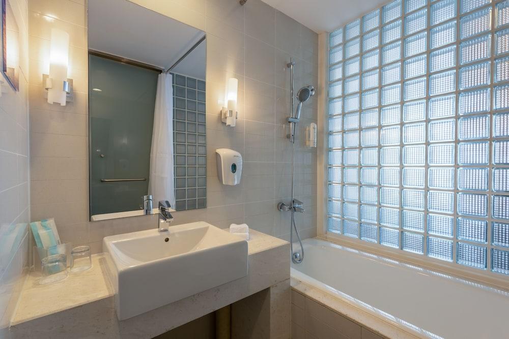 Holiday Inn Express Heping Tianjin photo 3