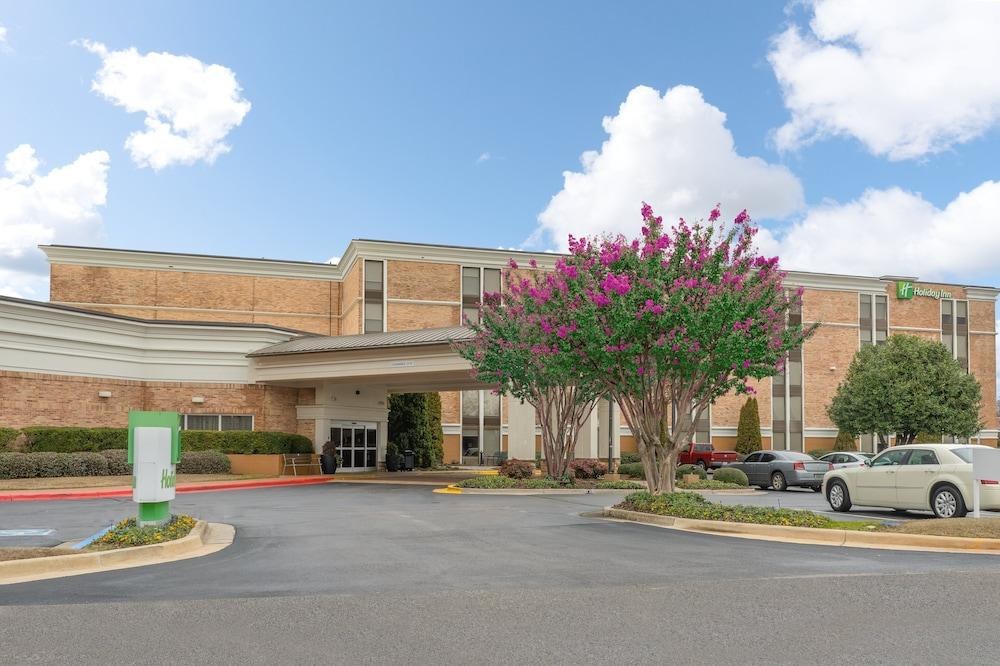 HOLIDAY INN HUNTSVILLE-RESEARCH PARK photo 3