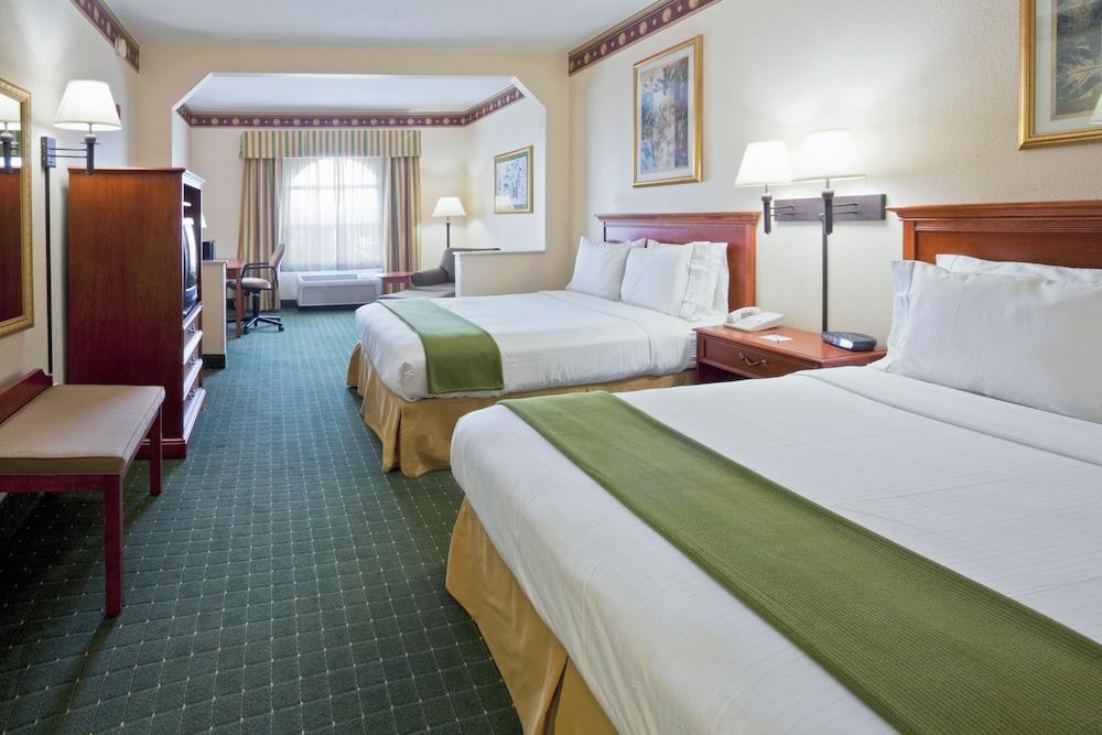 HOLIDAY INN EXPRESS & SUITES ORLANDO INTERNATIONAL AIRPORT photo 4