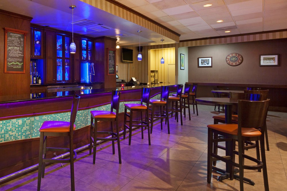 HOLIDAY INN EXPRESS RICHMOND - MIDTOWN photo 1