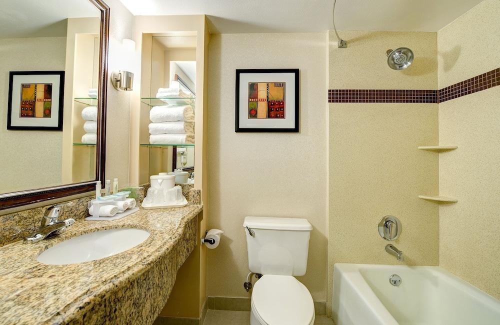 HOLIDAY INN EXPRESS SAN DIEGO N - RANCHO BERNARDO photo 3