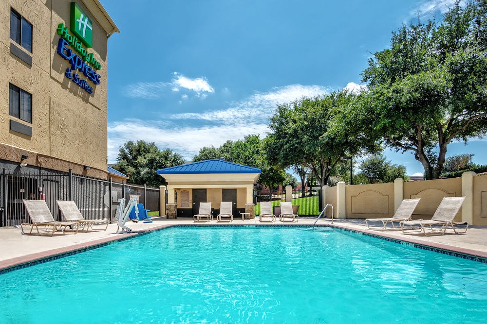 HOLIDAY INN EXPRESS & SUITES FORT WORTH SOUTHWEST (I-20) photo 1