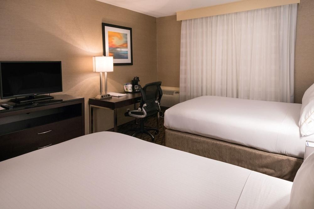 HOLIDAY INN EXPRESS & SUITES PASADENA - LOS ANGELES photo 4